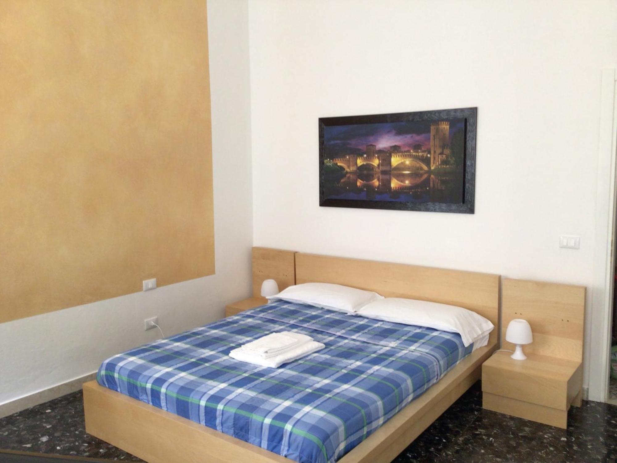 A Due Passi Da Giulietta-Casa Capuleti Apartamento Verona Exterior foto